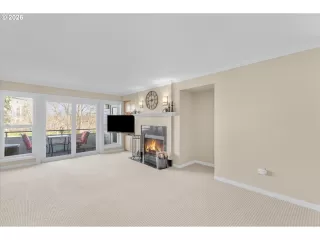 Photo #3: 788472331 Listing 