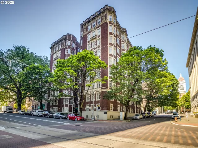 MLS: 789947776 Condo For Sale