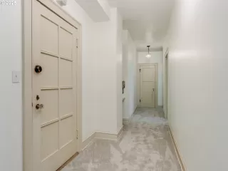 Photo #1: 789947776 Listing