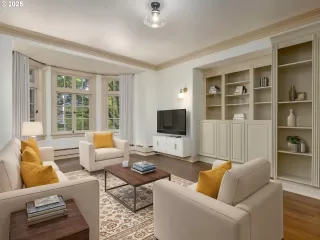 Photo #3: 789947776 Listing