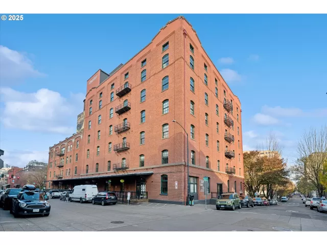 MLS: 790328356 Condo For Sale