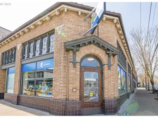 Photo #3: 790377436 Listing