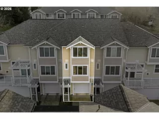 Photo #1: 790533790 Listing 