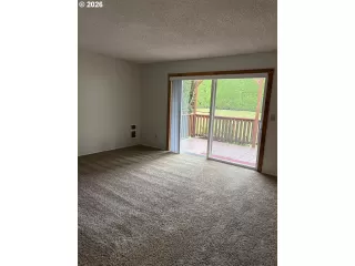 Photo #6: 790609831 Listing