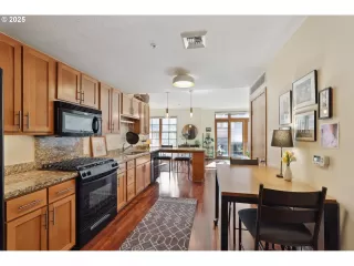 Photo #6: 790693173 Listing