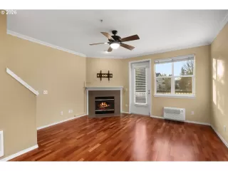 Photo #4: 790982706 Listing 