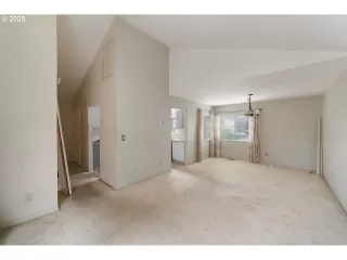 Photo #2: 791324771 Listing