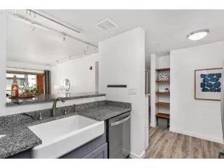 Photo #1: 791682934 Listing