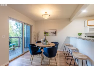 Photo #3: 791983459 Listing