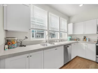 Photo #2: 792774504 Listing 