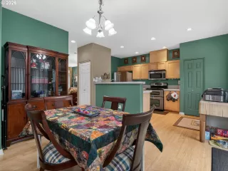 Photo #5: 793440701 Listing