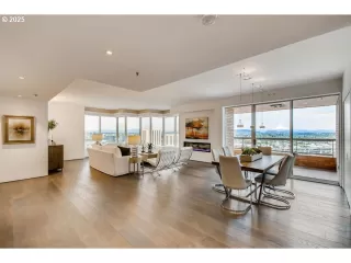 Photo #2: 793762896 Listing 