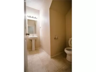 Photo #4: 794198704 Listing