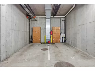 Photo #2: 794391049 Listing