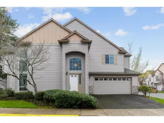 Browse active condo listings in GRAHAMS LANDING