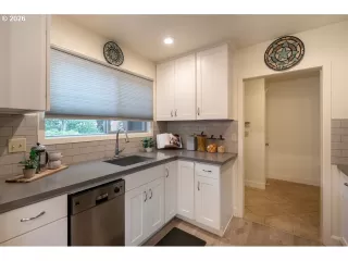 Photo #2: 795152765 Listing 