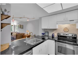 Photo #1: 795181752 Listing 