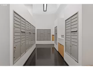 Photo #4: 795329502 Listing