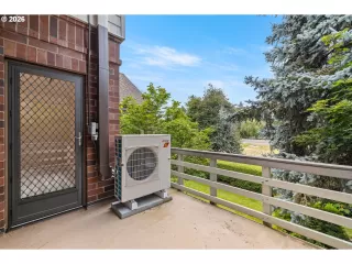 Photo #4: 795728517 Listing 