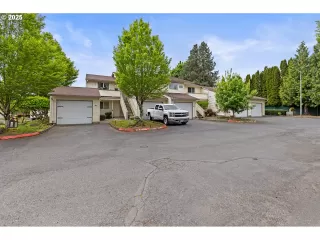 Photo #1: 795738098 Listing