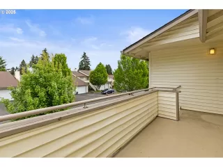 Photo #4: 795738098 Listing