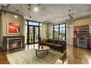 Photo #2: 795887398 Listing 