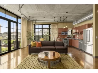 Photo #5: 795887398 Listing 