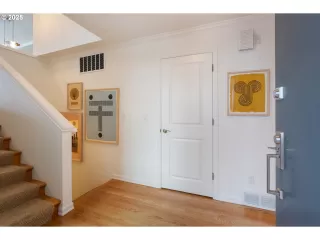 Photo #5: 796037056 Listing