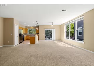 Photo #5: 796804458 Listing 