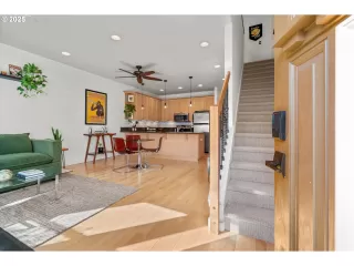 Photo #2: 796853548 Listing 