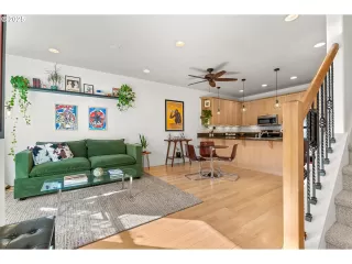 Photo #3: 796853548 Listing 