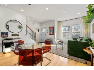 Photo #6: 796853548 Listing 