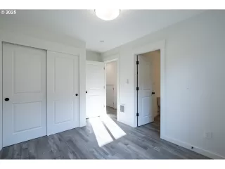 Photo #3: 797072310 Listing