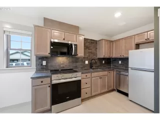 Photo #3: 797431745 Listing 