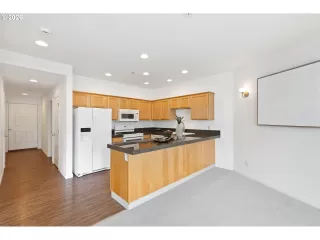Photo #2: 797838137 Listing 