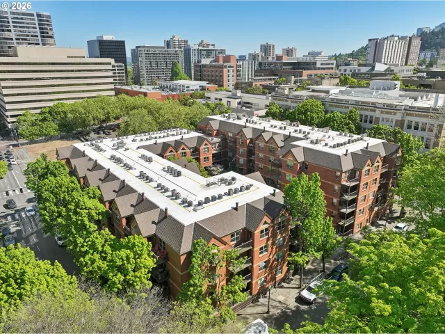 MLS: 798157289 Condo For Sale