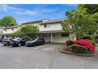 Photo #5: 798285965 Listing