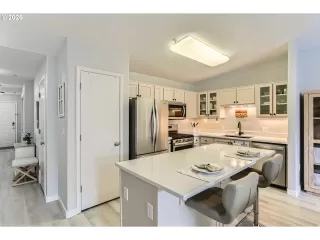 Photo #4: 798391573 Listing 