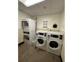 Photo #2: 798696286 Listing