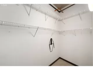 Photo #4: 799176295 Listing