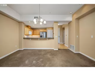 Photo #3: 799541485 Listing