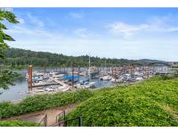 Browse active condo listings in WAVERLY YACHT CLUB