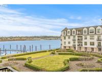Browse active condo listings in WATERSIDE