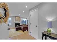 Browse active condo listings in STOCKBRIDGE