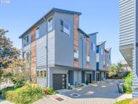 Browse active condo listings in HILLSDALE COMMONS