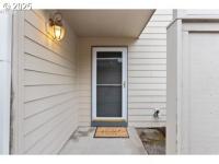 More Details about MLS # 150742506 : 251 NE VILLAGE SQUIRE AVE 15