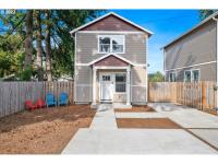 More Details about MLS # 22377850 : 3735 SE 134TH AVE B