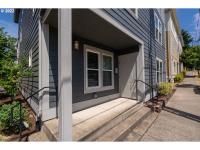 More Details about MLS # 22396431 : 11923 SE ASH ST 16