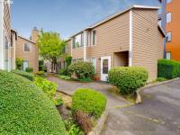 More Details about MLS # 22425556 : 1625 SE NEHALEM ST 8