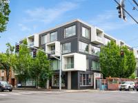 More Details about MLS # 22447063 : 28 SE 28TH AVE 306